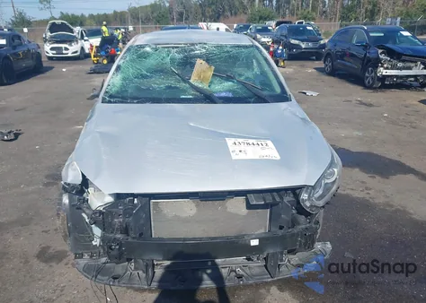 2021 Kia Forte Lxs z USA, uszkodzony, nr VIN 3KPF24ADXME265888